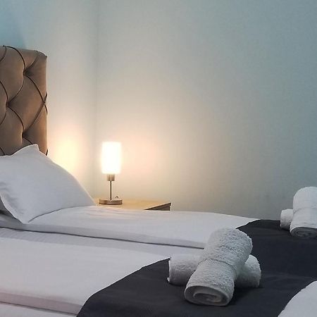 Vila Dvor Subotica Eksteriør billede